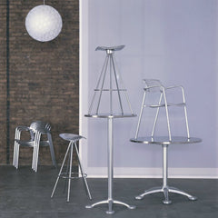 Pensi Toledo Chairs and Table Indoors Studio Knoll