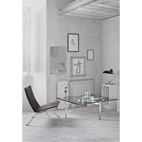 Kaiser Idell Luxus Table Lamp Gloss Black in room with Poul Kjaerholm Collection