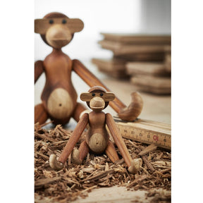 Kay Bojesen Monkeys with wood chips