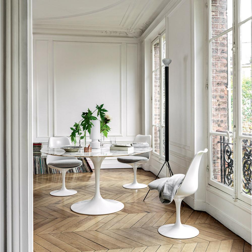 Knoll Saarinen Marble Dining Table in Room with Tulip Chairs