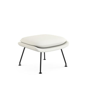 Knoll Saarinen Womb Ottoman White Vermeer with Black Base