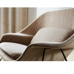 Knoll Saarinen Womb Settee in Rivington Upholstery Detail