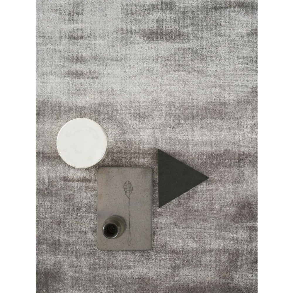 Linie Design Lucens Silver Rug Styled Closeup