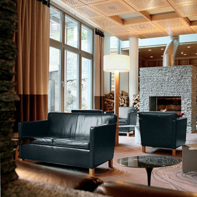 Mies van der Rohe Krefeld Settee Black Leather in Ski Lodge Knoll