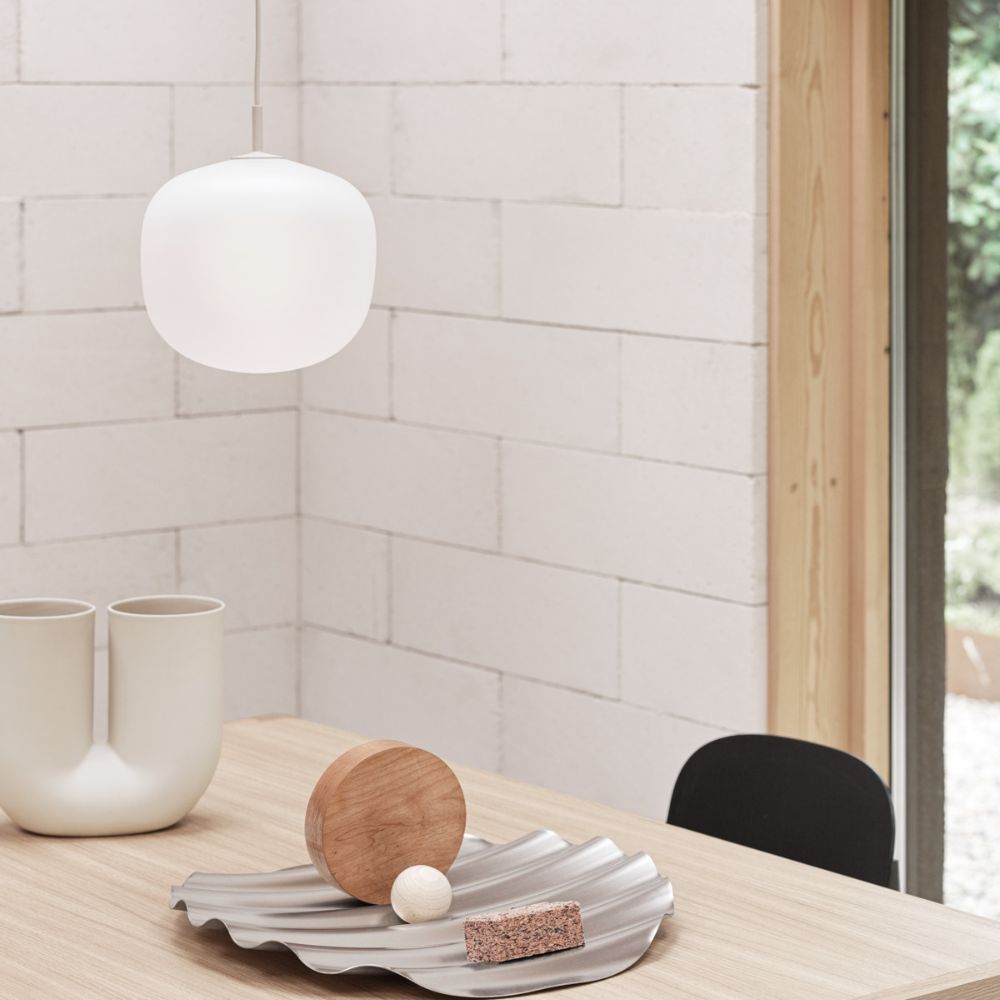 ペンダントライト 白 Muuto RIME PENDANT LAMP Muuto Rime Pendant Light