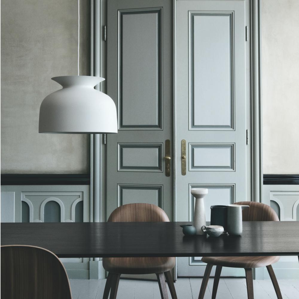 GUBI Large Matte White Ronde Pendant by Oliver Schick in room with 2D Dining Chairs by Komplot Design