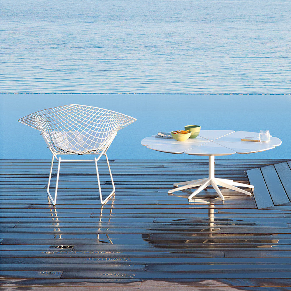 Richard Schultz White Petal Table with Bertoia Diamond Chair in the Water Knoll Outdoors