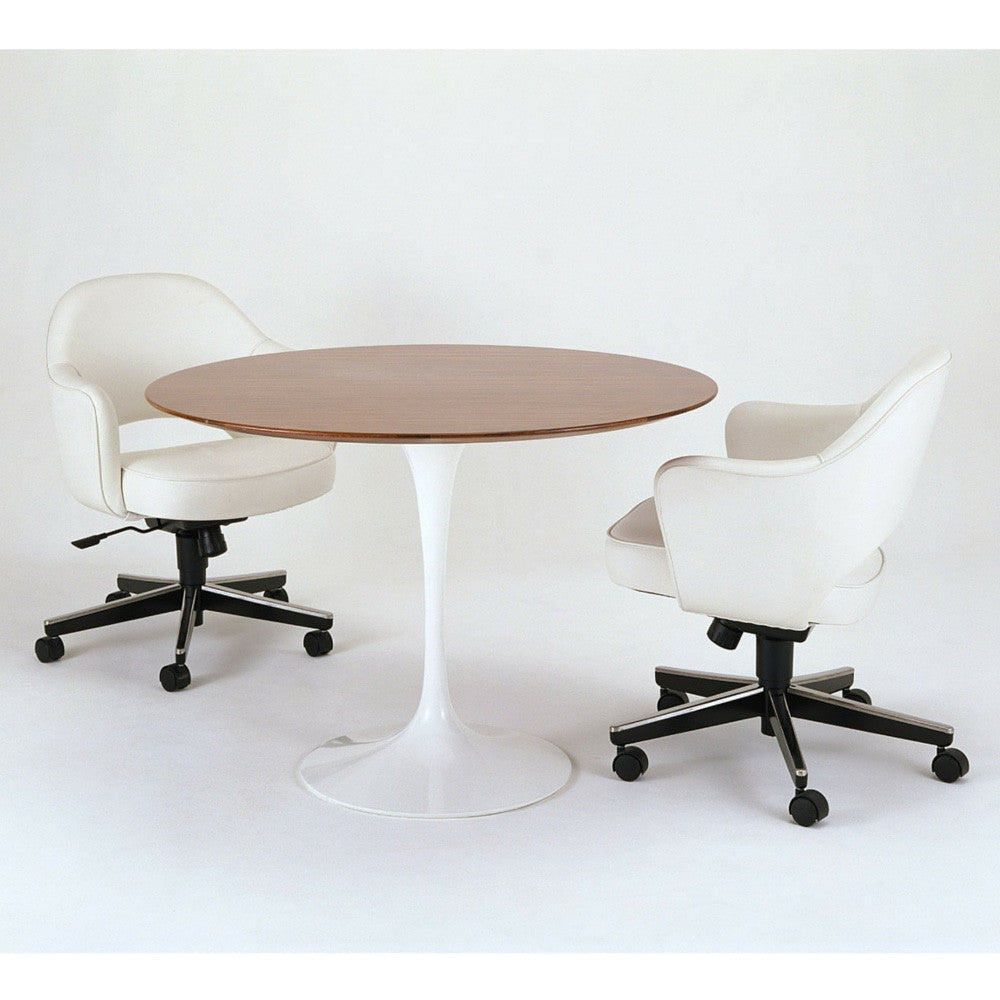 Saarinen Executive Arm Chairs on Swivel Base White Leather with Round Saarinen Pedestal Table Walnut Knoll