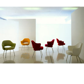 Saarinen Executive Arm Chairs with Chrome Legs artistic in room Knoll
