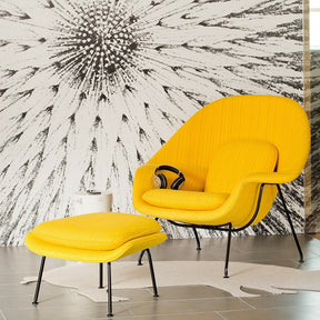 Saarinen Womb Chair in Dynamic Bumble with Black Legs Knoll