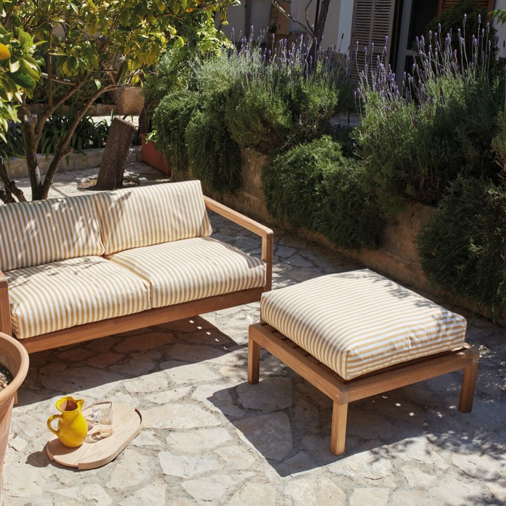 Skagerak Virkelyst Teak Outdoor Sofa 2-Seat