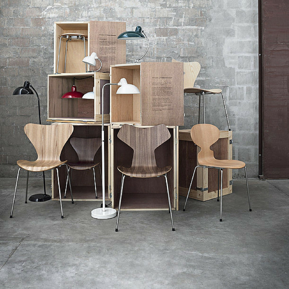 Walnut Grand Prix with Oak and Elm Series 7 and Ant Chairs, Kaiser Idell Lamps Fritz Hansen