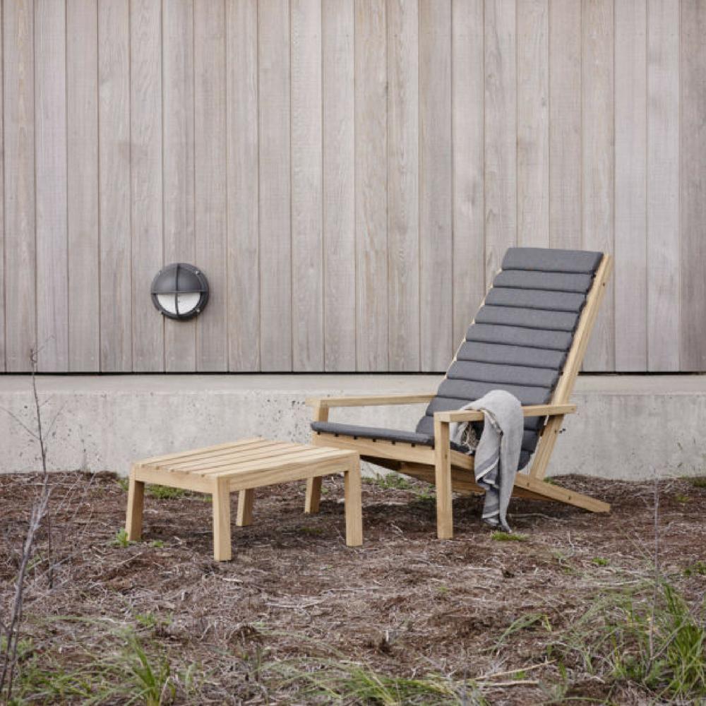 Skagerak Teak Between Lines Deck Chair with Seat Cushion and Stool