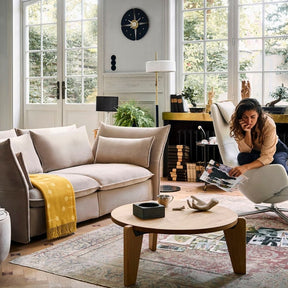 Vitra Prouvé Gueridon Bas Coffee table in Living room with Mariposa Sofa