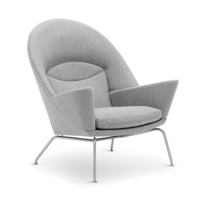 Hans Wegner Oculus Chair CH468 Carl Hansen & Son Light Grey Fiord 151 Angled