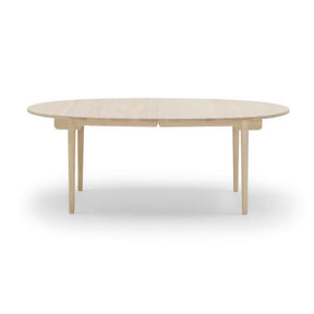 Carl Hansen CH338 Dining Table Oak Soap Front