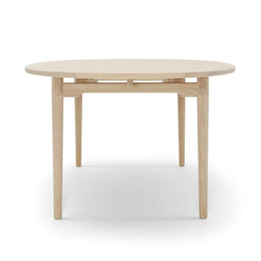 Carl Hansen CH338 Dining Table Oak Soap Side Detail