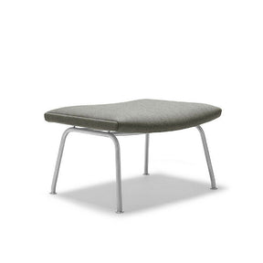 Wegner CH446 in Kvadrat Clara 384