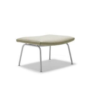 Wegner CH446 in Kvadrat Clara 423